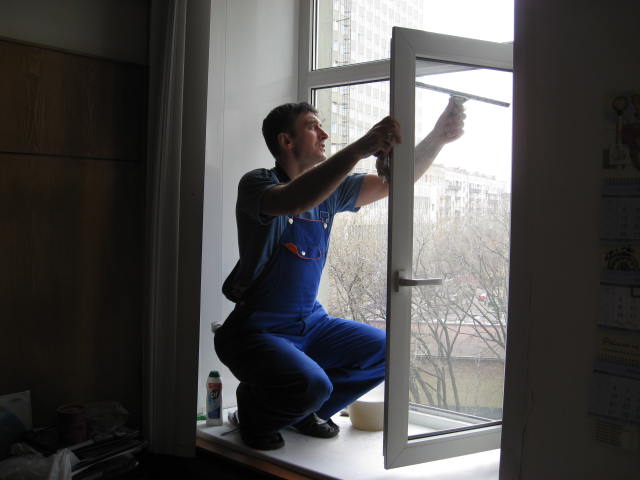 Мытье окон, мытье стекол, мытье остекленных балконов, мытье лоджий, мыть окна, мытье рам, Москва, Московская область